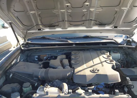 2014 Toyota 4Runner Sr5 from USA, damaged, VIN JTEBU5JR0E5152308